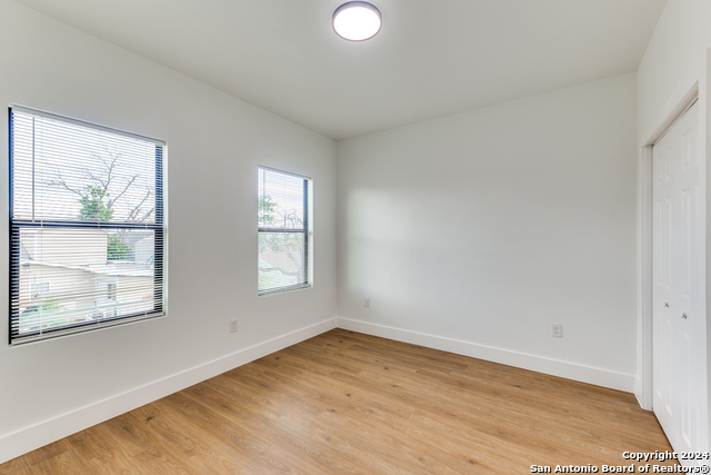 Image 10 of 17 For 207 Gravel St  101