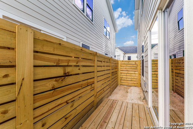 Image 16 of 17 For 207 Gravel St  101