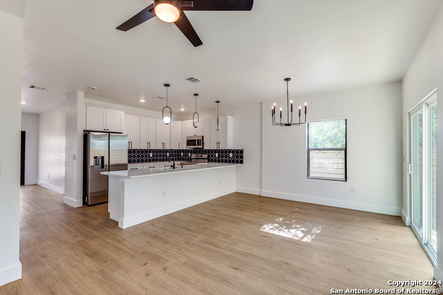Image 6 of 17 For 207 Gravel St  101