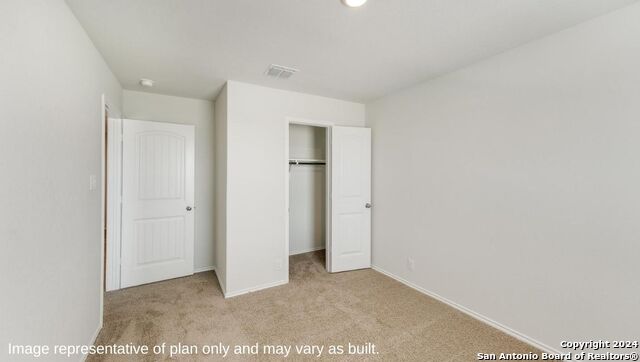 Image 19 of 33 For 707 Bellamy Dr