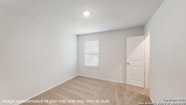 Image 23 of 33 For 707 Bellamy Dr