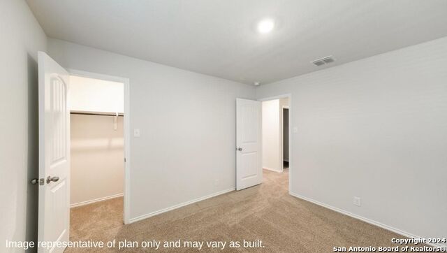 Image 24 of 33 For 707 Bellamy Dr