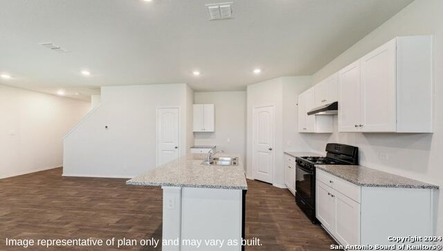Image 9 of 33 For 707 Bellamy Dr