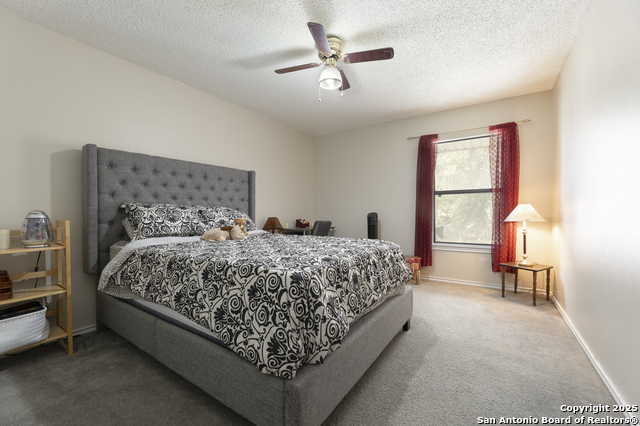 Listing photo id 17 for 8922 Rue De Lis