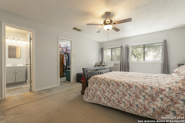 Listing photo id 19 for 8922 Rue De Lis