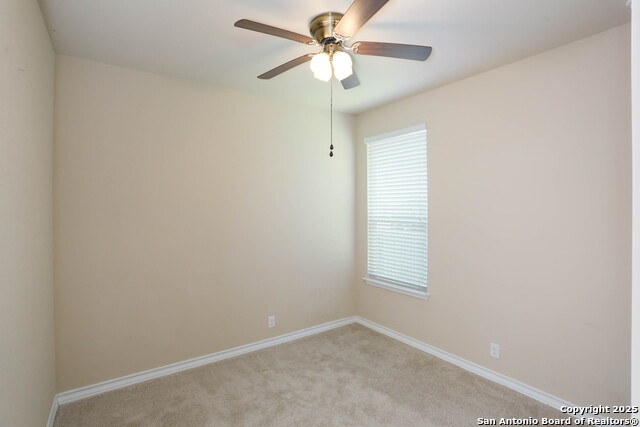 Listing photo id 19 for 508 Saltlick Way