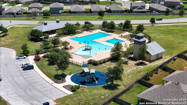 Listing photo id 26 for 508 Saltlick Way