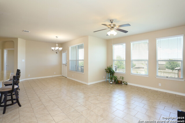 Listing photo id 5 for 508 Saltlick Way