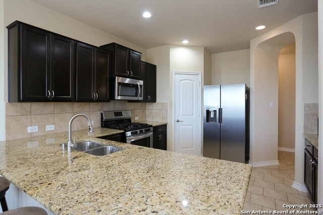 Listing photo id 7 for 508 Saltlick Way
