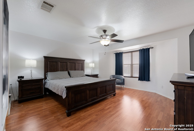 Listing photo id 14 for 4742 Lyndys Farm