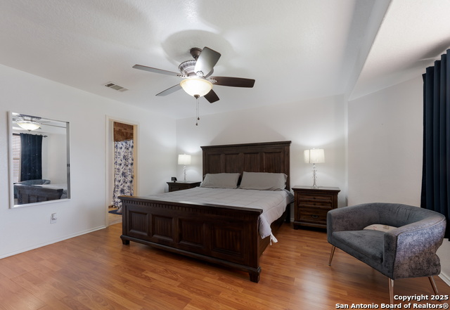 Listing photo id 15 for 4742 Lyndys Farm