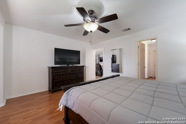 Listing photo id 16 for 4742 Lyndys Farm