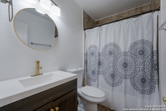 Listing photo id 24 for 4742 Lyndys Farm