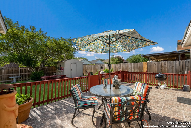 Listing photo id 27 for 4742 Lyndys Farm