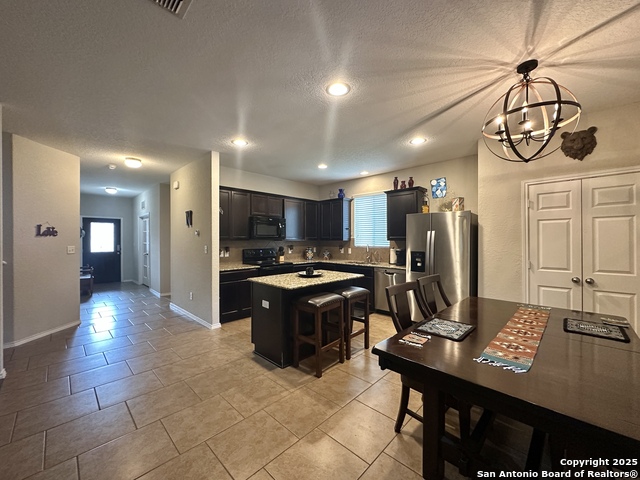 Listing photo id 9 for 8842 Silver City
