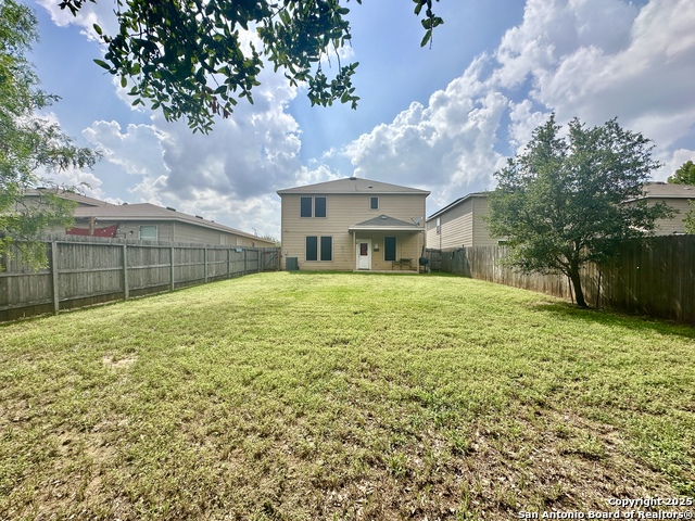Listing photo id 24 for 8842 Silver City