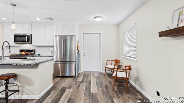 Image 10 of 33 For 1406 Shannon Circle