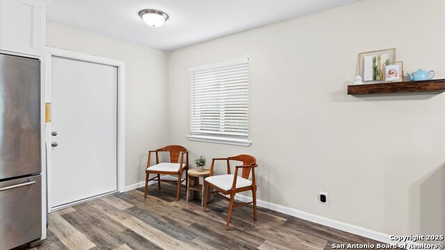 Image 11 of 33 For 1406 Shannon Circle