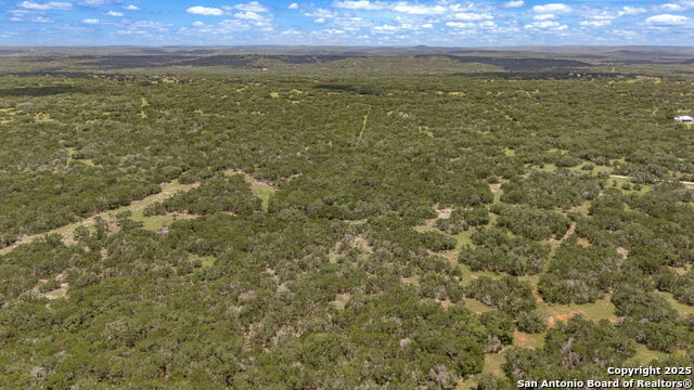 Listing photo id 13 for 4601 County Road 251