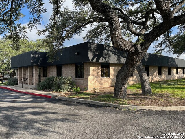 Details for 5711 Northwest Parkway, San Antonio, TX 78249
