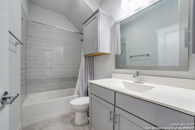Listing photo id 6 for 3839 Harry Wurzbach  Bldg 17