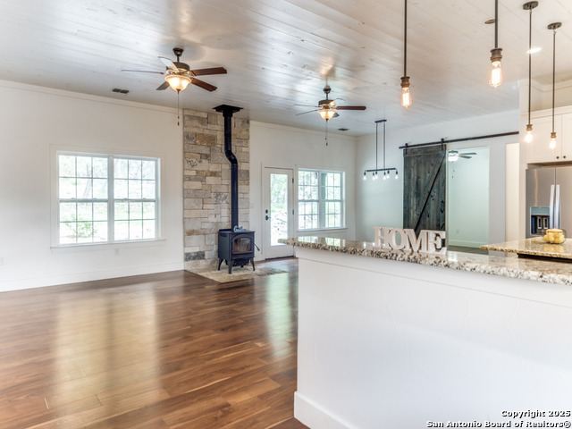 Image 13 of 30 For 2521 Bay Hill