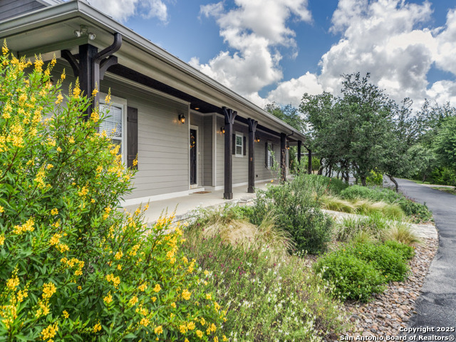 Image 2 of 30 For 2521 Bay Hill