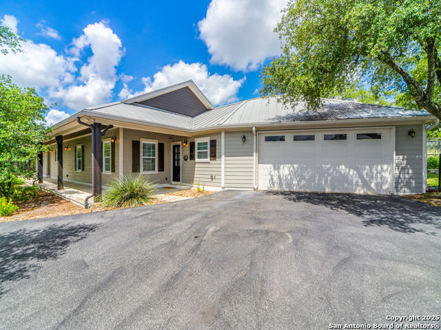Image 3 of 30 For 2521 Bay Hill