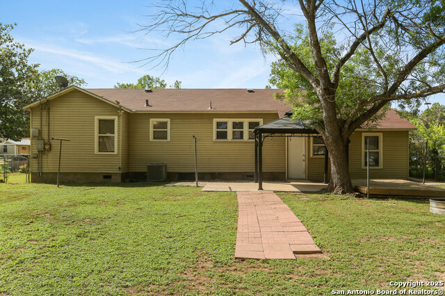 Image 17 of 18 For 411 Brooks Ave