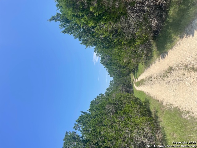 Listing photo id 2 for 4400 Whartons Dock