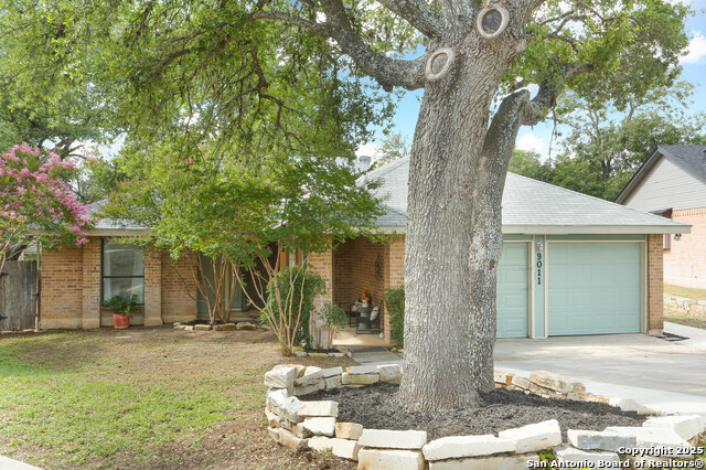 Listing photo id 0 for 9011 Welles Way 1