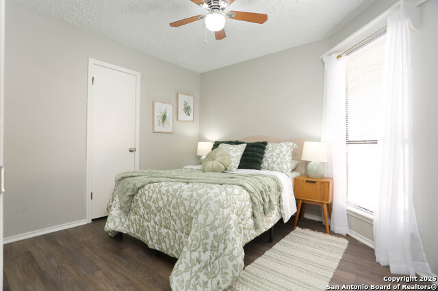 Listing photo id 18 for 9011 Welles Way 1