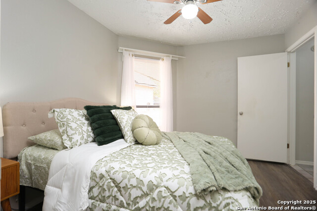 Listing photo id 19 for 9011 Welles Way 1