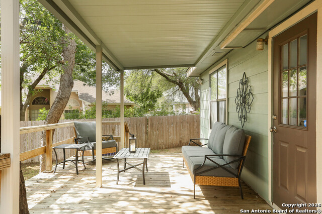 Listing photo id 26 for 9011 Welles Way 1