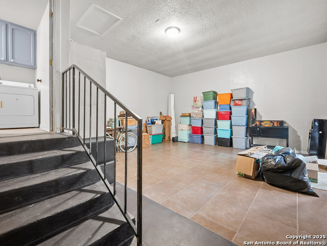 Listing photo id 21 for 5035 Timberhurst