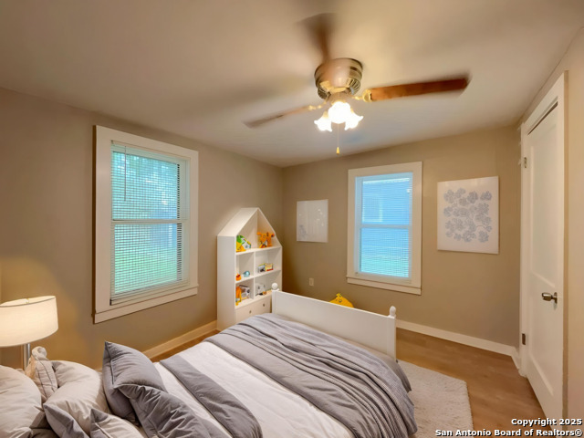 Listing photo id 4 for 443 Seele