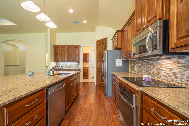 Image 10 of 40 For 2712 Crest Ridge