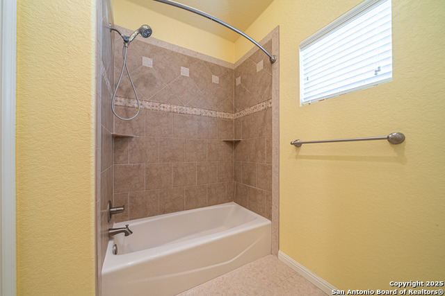 Image 28 of 40 For 2712 Crest Ridge
