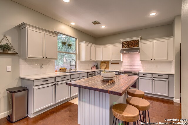Image 16 of 36 For 2487 Cove Crest