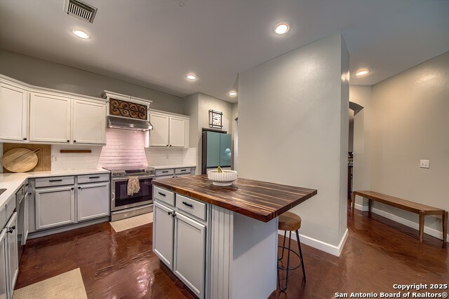 Image 17 of 36 For 2487 Cove Crest