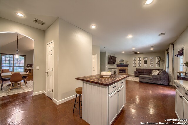 Image 18 of 36 For 2487 Cove Crest