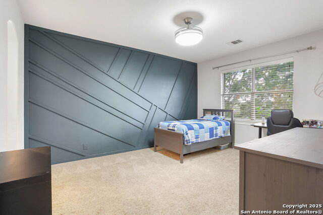 Image 23 of 43 For 3231 Roan Way