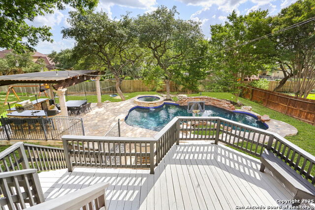 Image 37 of 43 For 3231 Roan Way