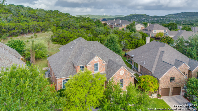 Image 29 of 36 For 21719 Chaucer Hill