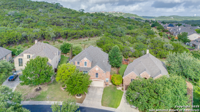 Image 30 of 36 For 21719 Chaucer Hill