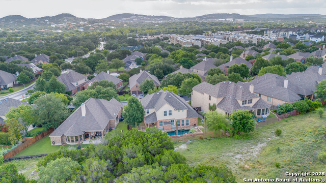 Image 32 of 36 For 21719 Chaucer Hill