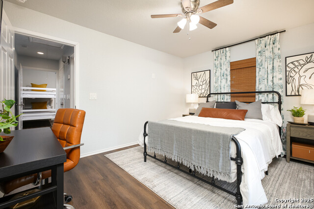 Listing photo id 29 for 559 W Nacogdoches St