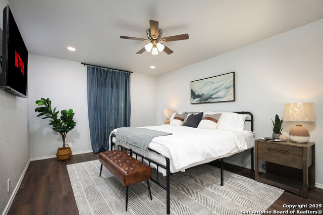 Listing photo id 33 for 559 W Nacogdoches St