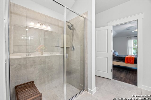 Image 24 of 41 For 13803 Kotili