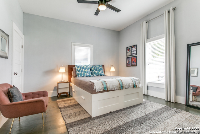 Listing photo id 7 for 312 Burleson